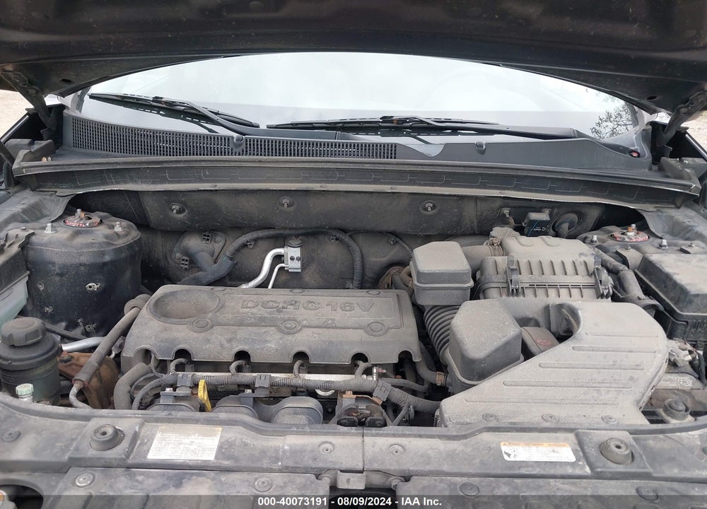 2011 KIA SORENTO LX VIN: 5XYKTCA11BG169031