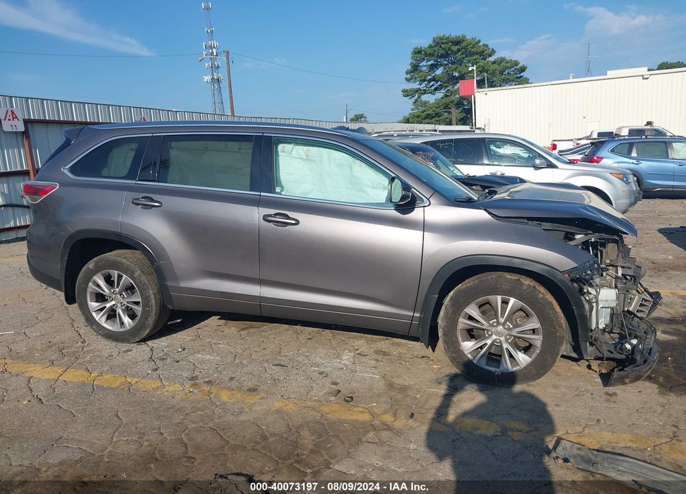 2014 TOYOTA HIGHLANDER XLE V6 VIN: 5TDJKRFH5ES048436