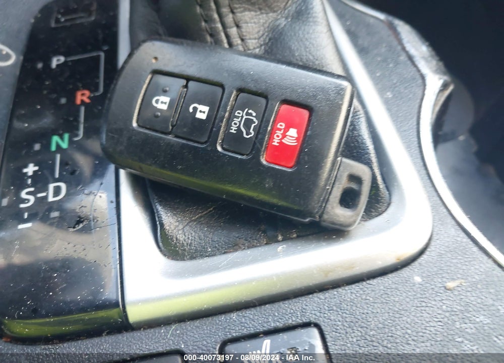 2014 TOYOTA HIGHLANDER XLE V6 VIN: 5TDJKRFH5ES048436