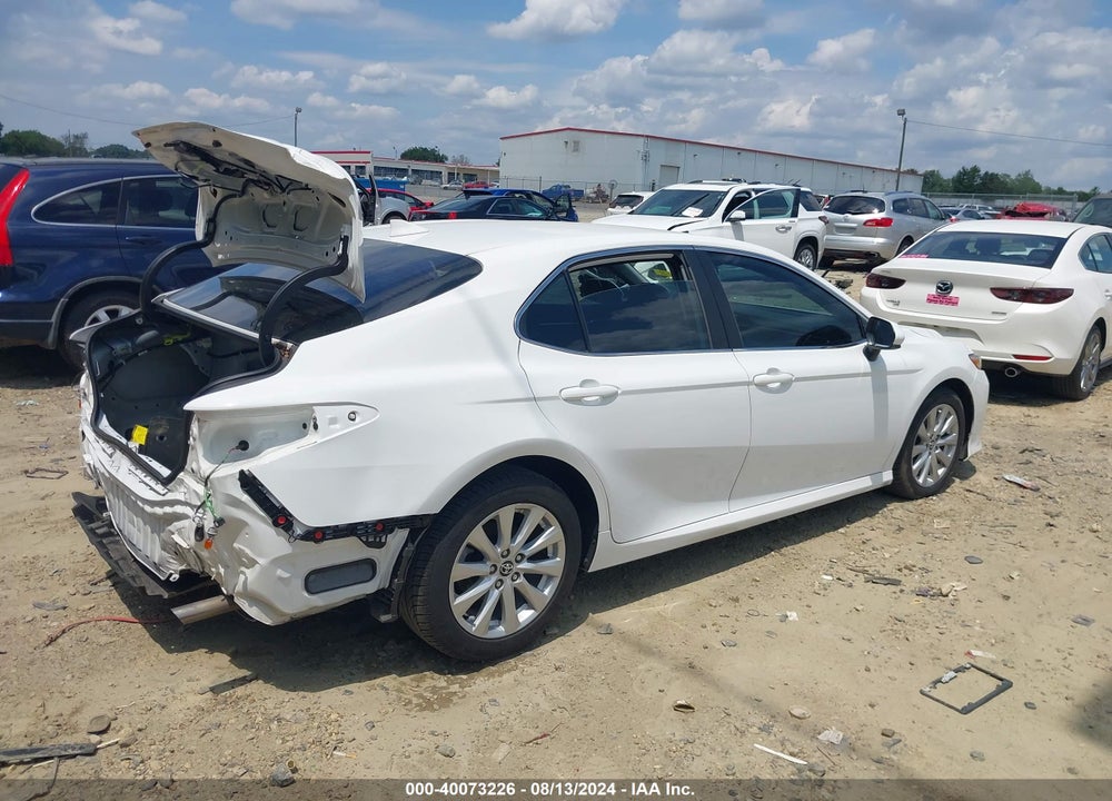 2020 TOYOTA CAMRY LE VIN: 4T1C11AK9LU882004