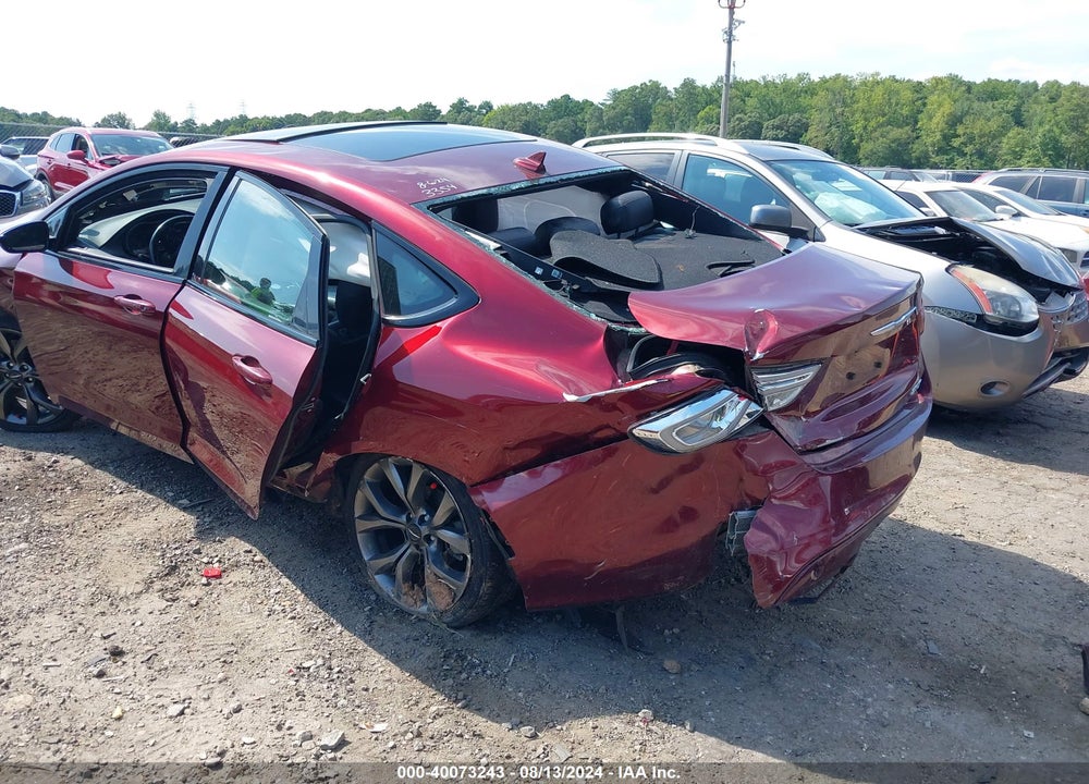2015 CHRYSLER 200 S VIN: 1C3CCCBB5FN673354