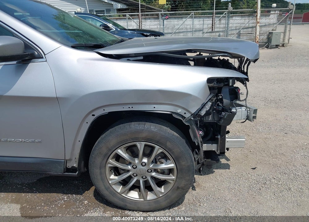 2019 JEEP CHEROKEE LATITUDE PLUS 4X4 VIN: 1C4PJMLB1KD181332