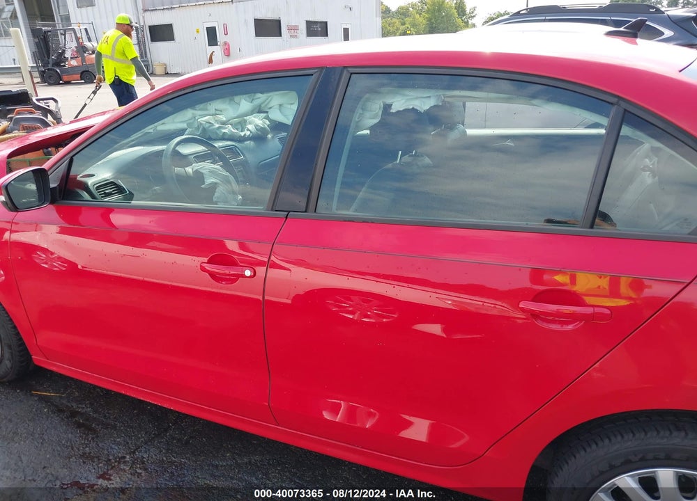 2014 VOLKSWAGEN JETTA 1.8T SE VIN: 3VWD17AJ5EM289425