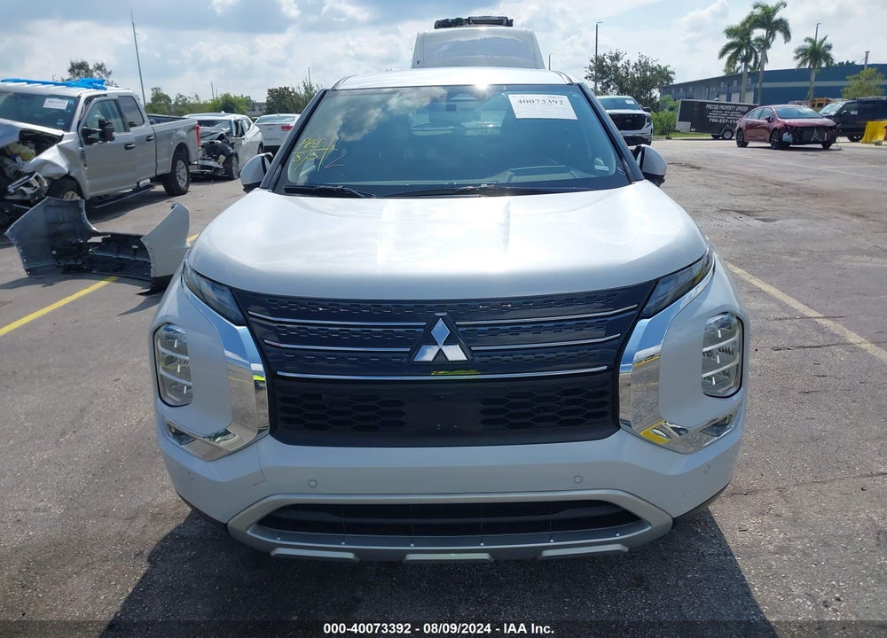 2024 MITSUBISHI OUTLANDER SE 2.5 2WD/SE BLACK EDITION S-AWC/SE BLACK EDITION W/PANO ROOF VIN: JA4J3VA80RZ028753