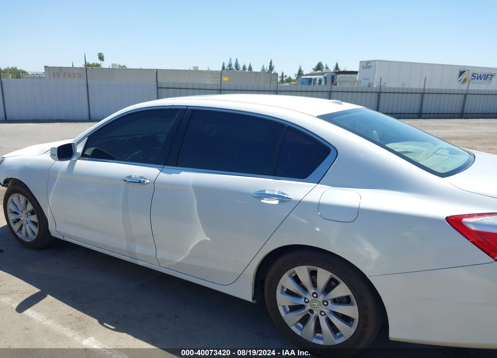 2013 HONDA ACCORD EX-L V-6 VIN: 1HGCR3F83DA031391