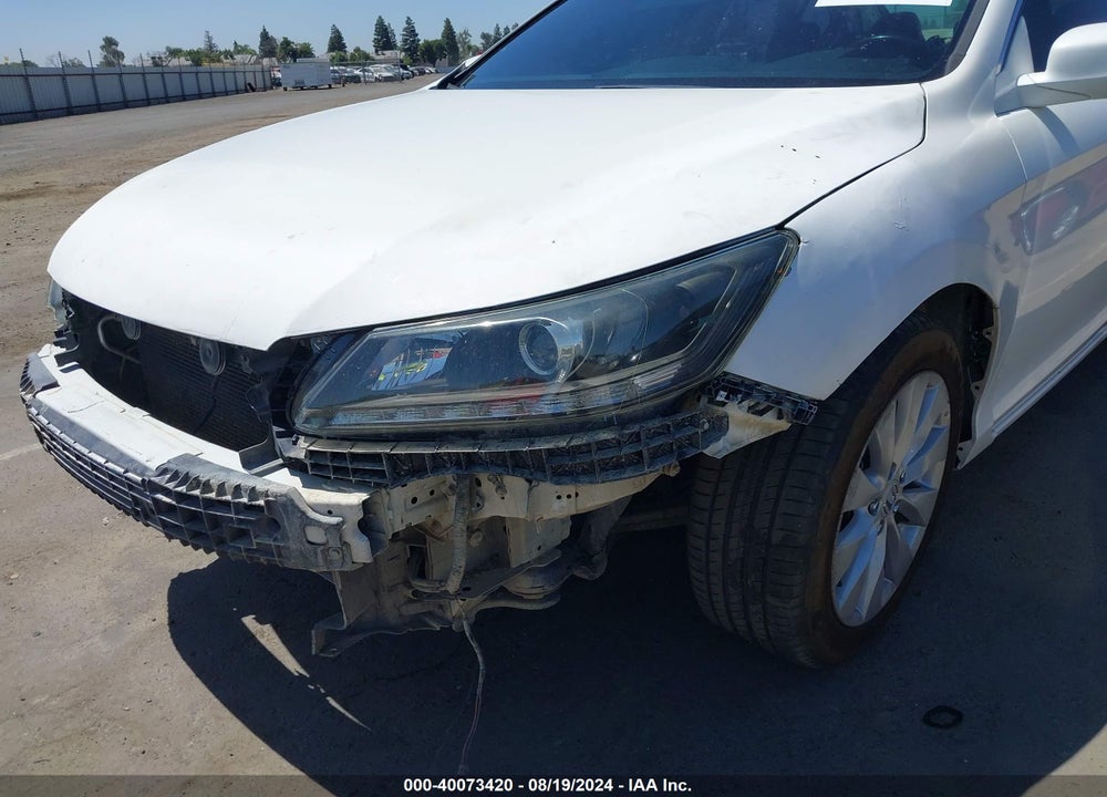2013 HONDA ACCORD EX-L V-6 VIN: 1HGCR3F83DA031391