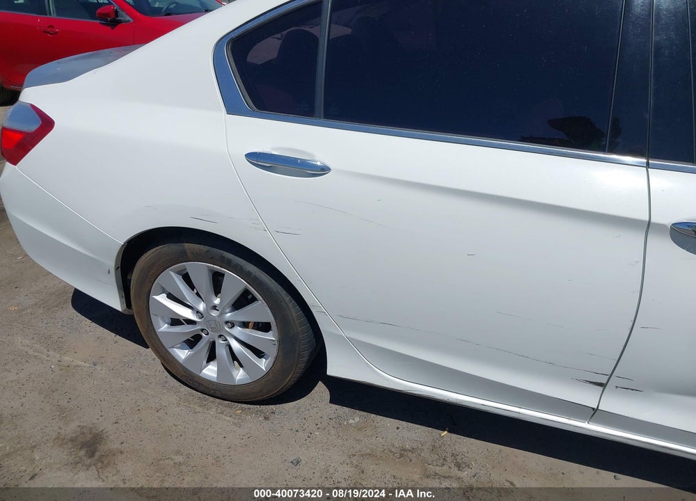 2013 HONDA ACCORD EX-L V-6 VIN: 1HGCR3F83DA031391