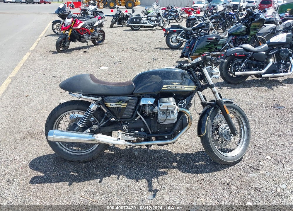 2010 MOTO GUZZI V7 CLASSIC VIN: ZGULWC003AM113381