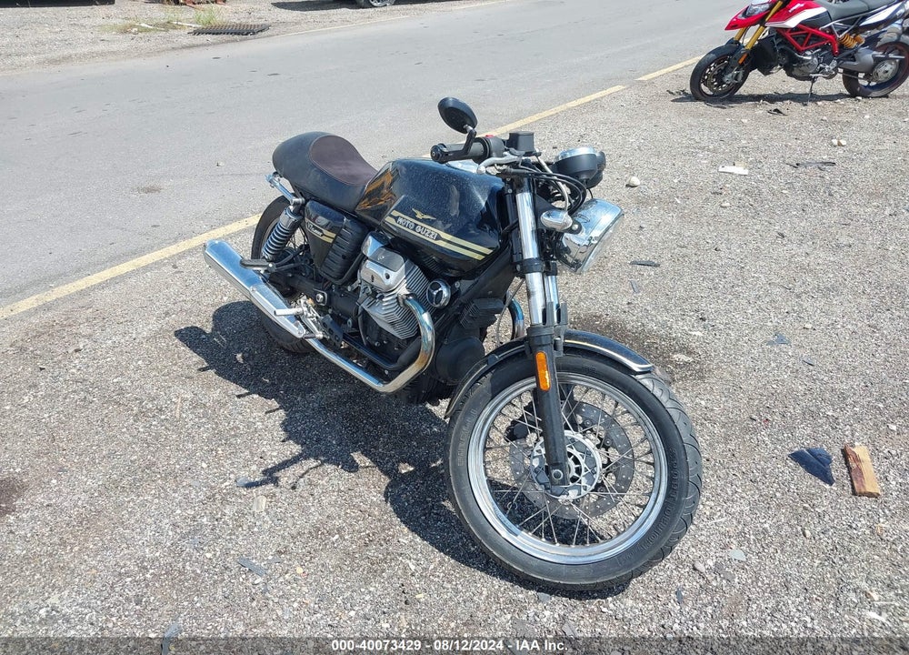 2010 MOTO GUZZI V7 CLASSIC VIN: ZGULWC003AM113381