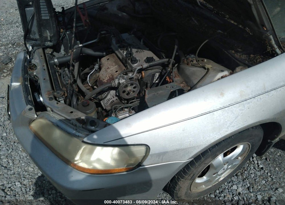 1998 HONDA ACCORD EX VIN: 1HGCG5659WA216734