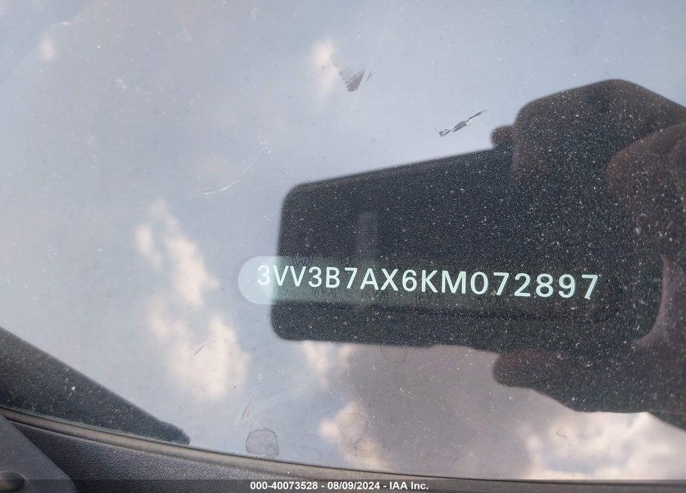 2019 VOLKSWAGEN TIGUAN VIN: 3VV3B7AX6KM072897