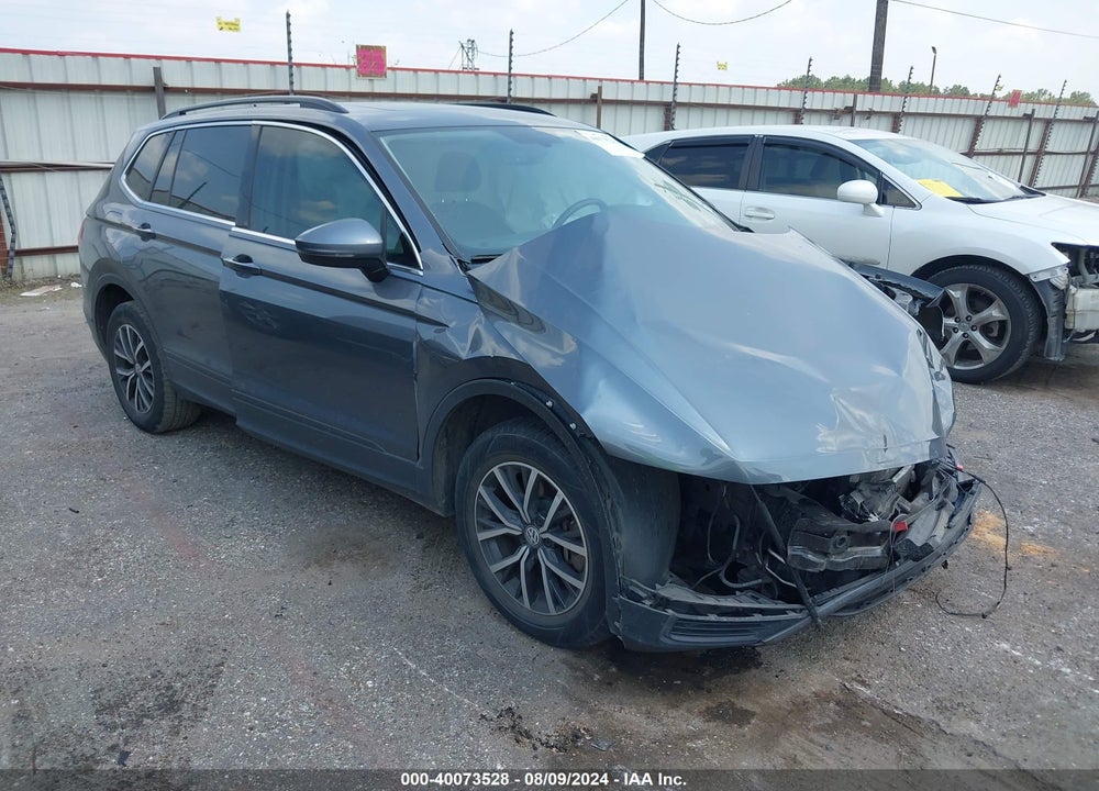 2019 VOLKSWAGEN TIGUAN VIN: 3VV3B7AX6KM072897