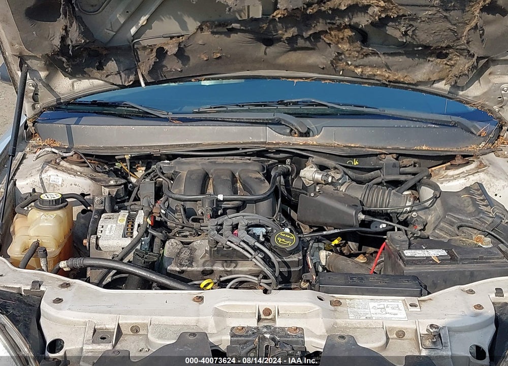 2005 FORD TAURUS SE VIN: 1FAFP53265A240192