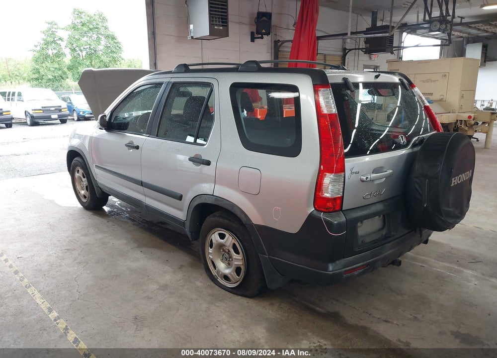 2005 HONDA CR-V LX VIN: JHLRD68585C009388