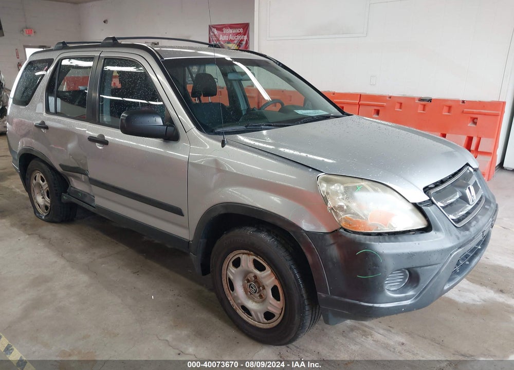 2005 HONDA CR-V LX VIN: JHLRD68585C009388