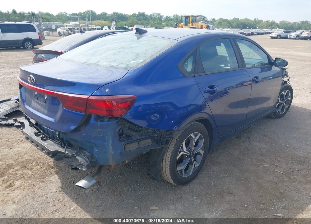 2019 KIA FORTE LXS VIN: 3KPF24AD6KE102068