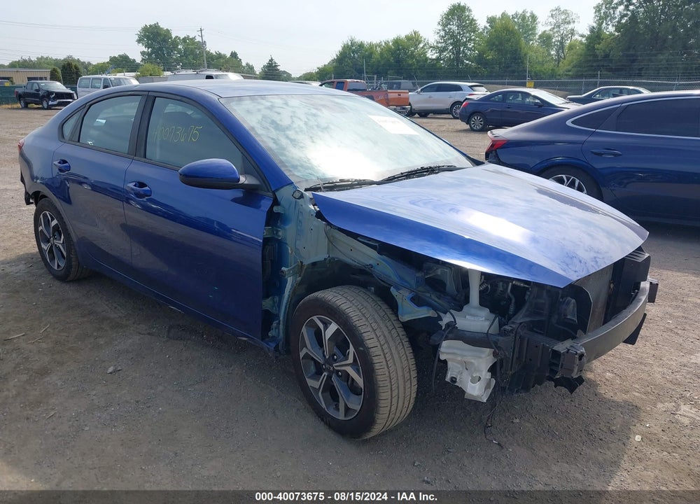 2019 KIA FORTE LXS VIN: 3KPF24AD6KE102068