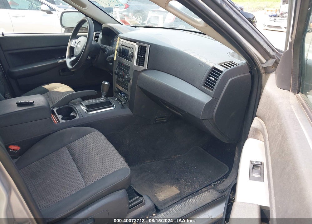 2008 JEEP GRAND CHEROKEE LAREDO VIN: 1J8GR48K78C194014