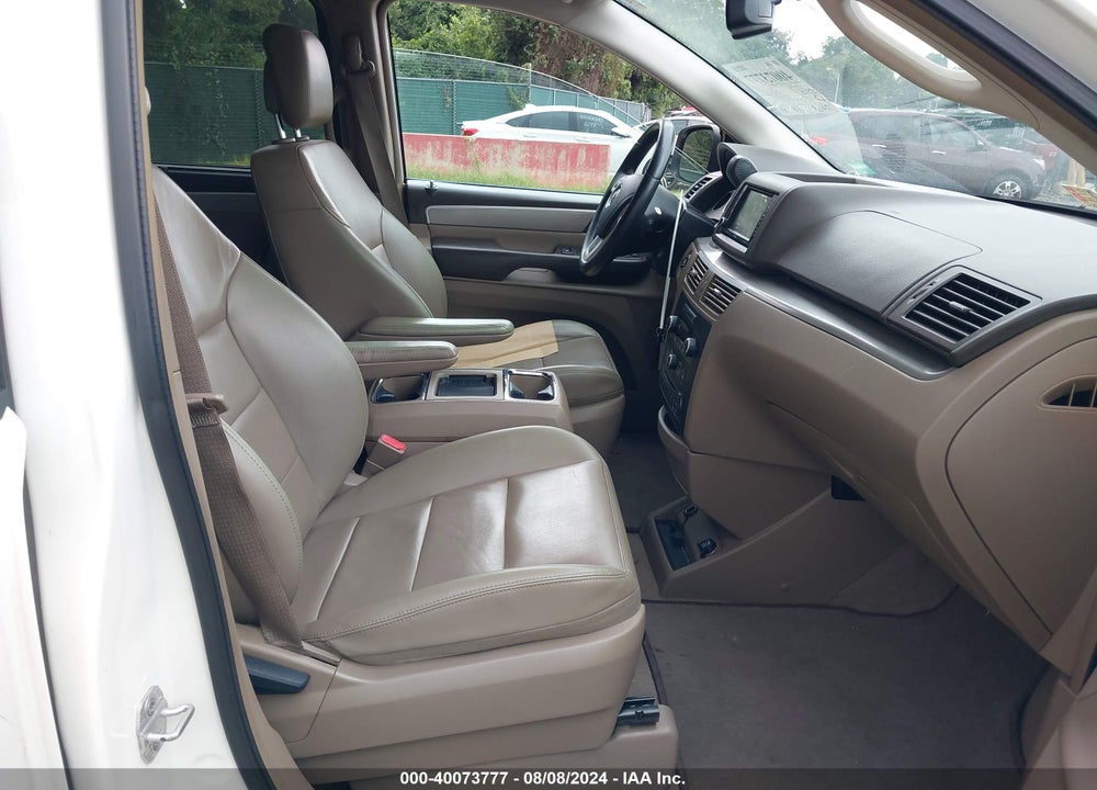 2012 VOLKSWAGEN ROUTAN SEL VIN: 2C4RVACGXCR120552