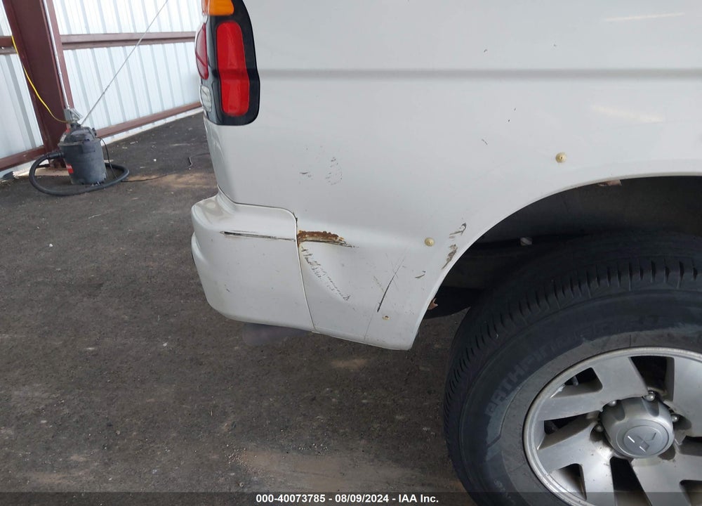 2001 MITSUBISHI MONTERO SPORT LTD VIN: JA4MT41R01P005912