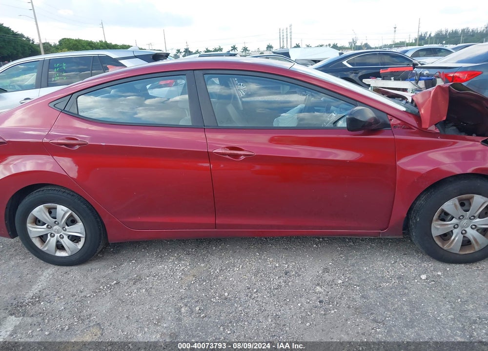 2016 HYUNDAI ELANTRA SE VIN: 5NPDH4AE9GH736959