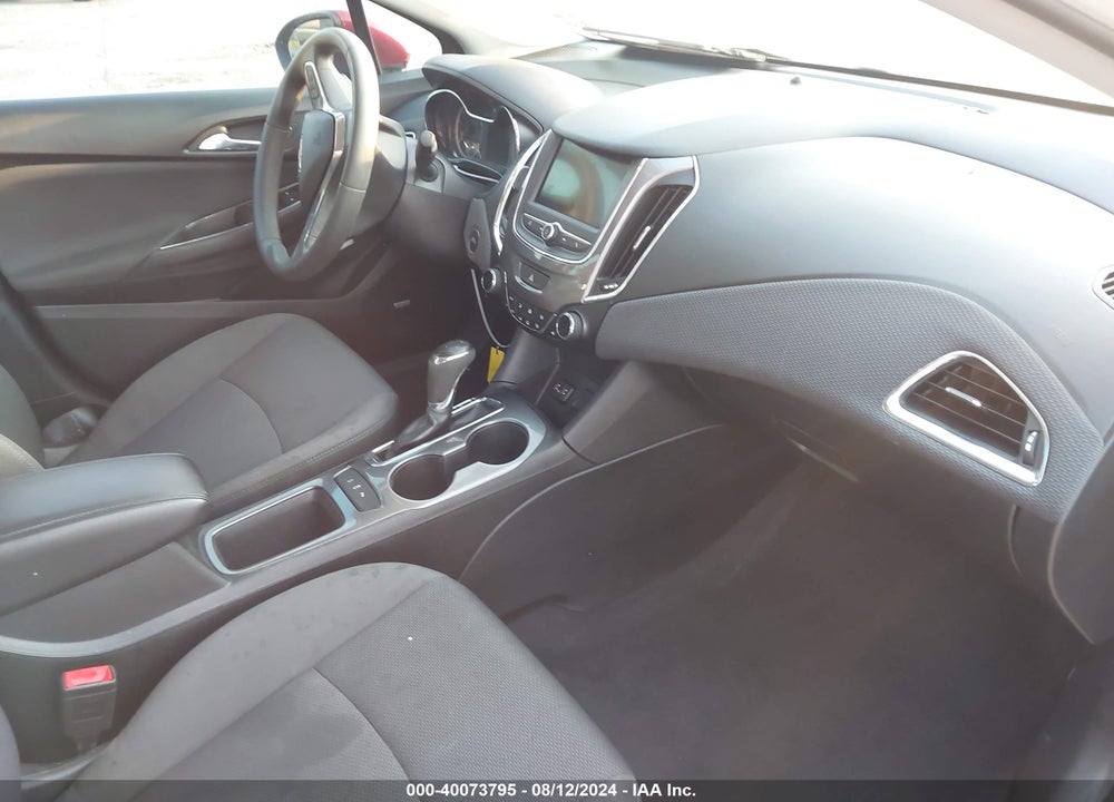 2019 CHEVROLET CRUZE LT VIN: 1G1BE5SM8K7127959