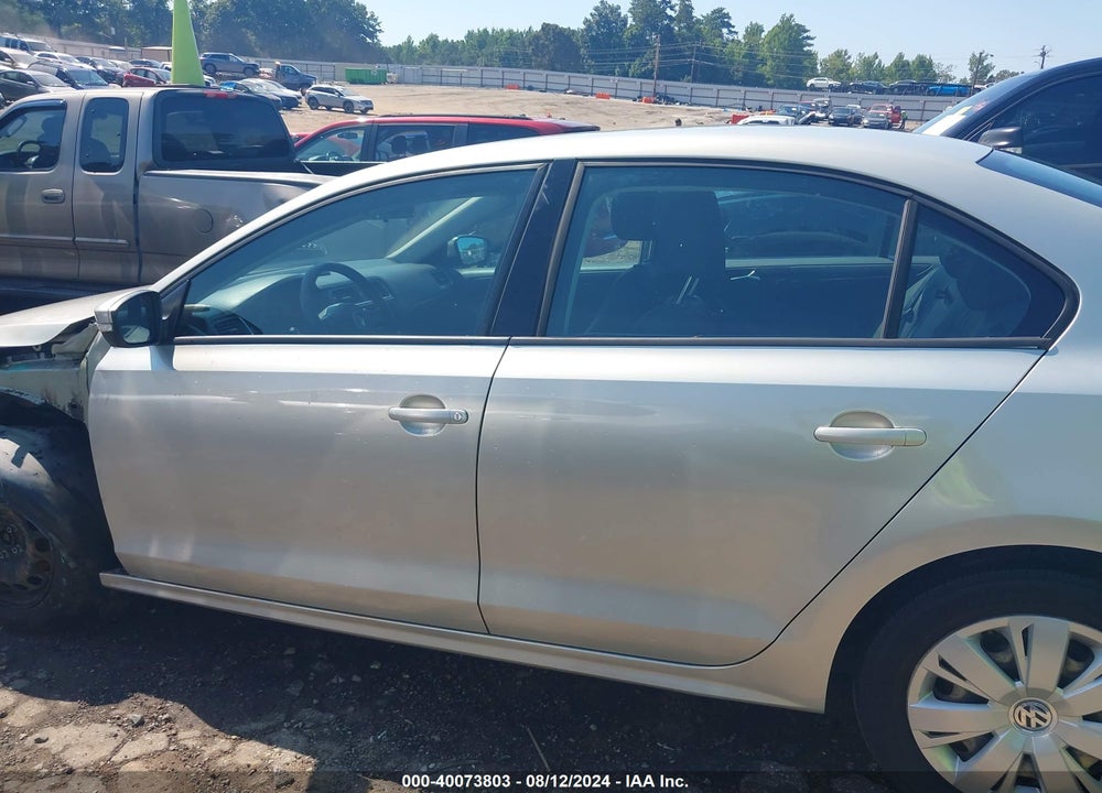 2011 VOLKSWAGEN JETTA 2.5L SE VIN: 3VWDX7AJXBM356000