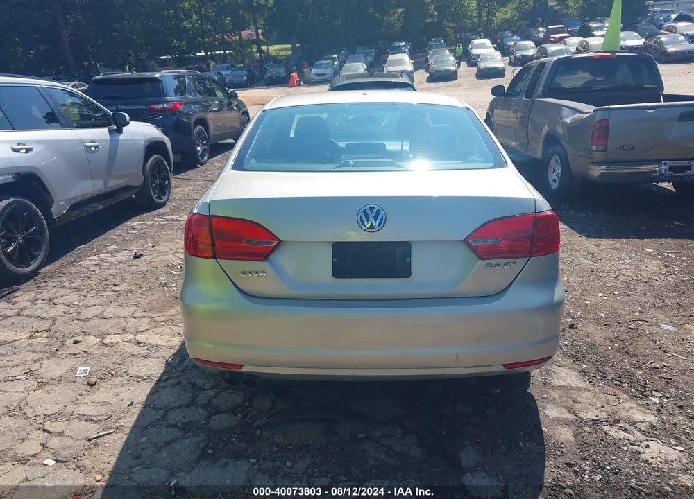 2011 VOLKSWAGEN JETTA 2.5L SE VIN: 3VWDX7AJXBM356000