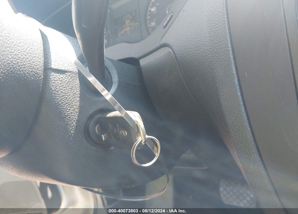 2011 VOLKSWAGEN JETTA 2.5L SE VIN: 3VWDX7AJXBM356000