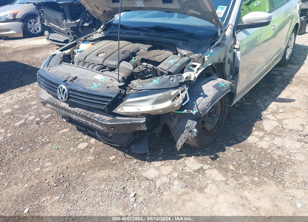 2011 VOLKSWAGEN JETTA 2.5L SE VIN: 3VWDX7AJXBM356000