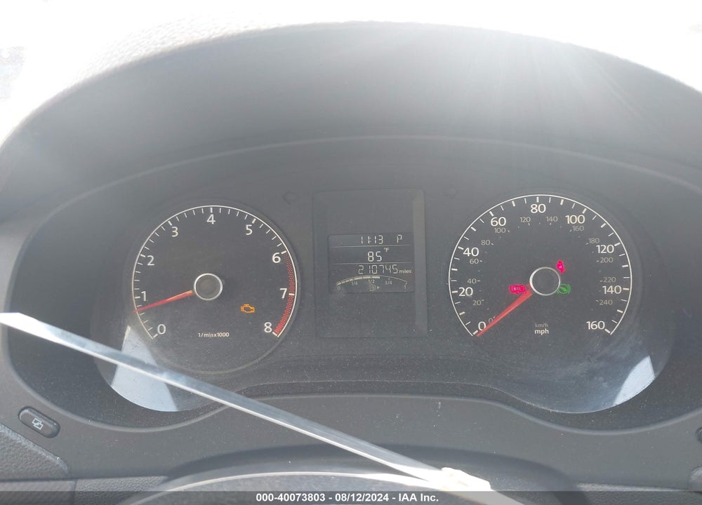 2011 VOLKSWAGEN JETTA 2.5L SE VIN: 3VWDX7AJXBM356000
