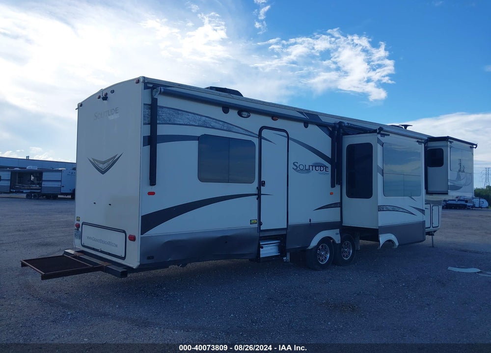2017 GRAND DESIGN SOLITUDE ST379FL VIN: 573FS4320H1107167