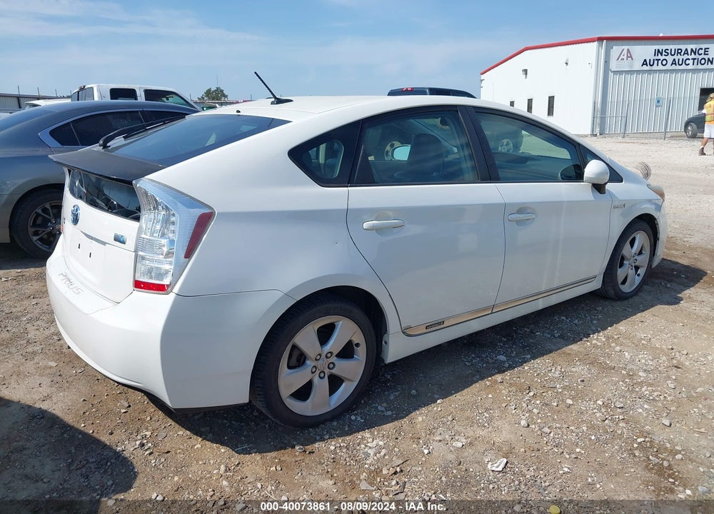 2010 TOYOTA PRIUS V VIN: JTDKN3DU2A0134499