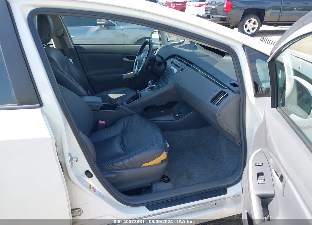 2010 TOYOTA PRIUS V VIN: JTDKN3DU2A0134499