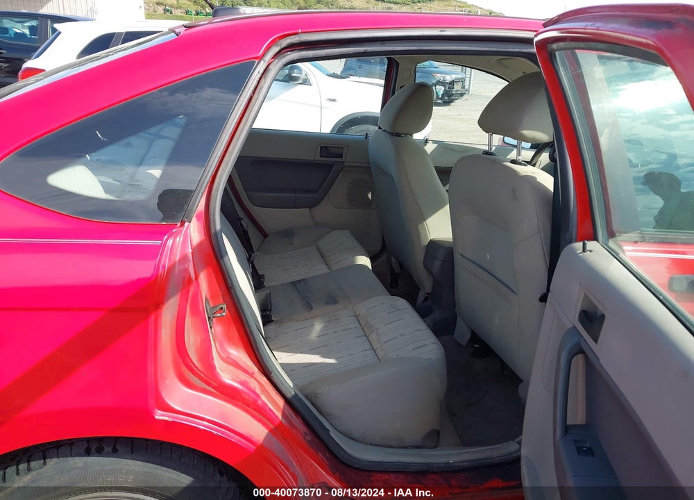 2008 FORD FOCUS SE VIN: 1FAHP35N38W230361