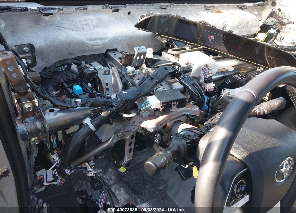 2018 TOYOTA PRIUS PRIME VIN: JTDKARFP6J3084145
