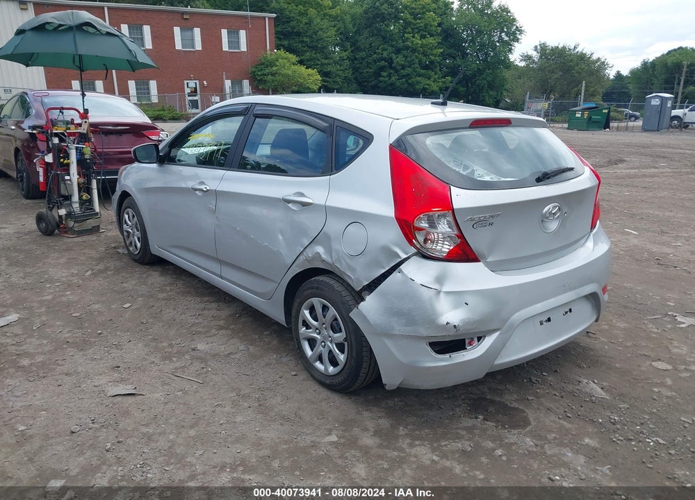 2013 HYUNDAI ACCENT VIN: KMHCT5AE2DU131064