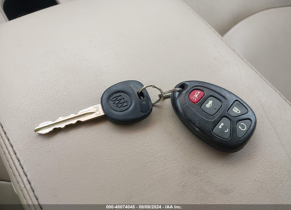 2007 BUICK LACROSSE CXL VIN: 2G4WD582X71165842