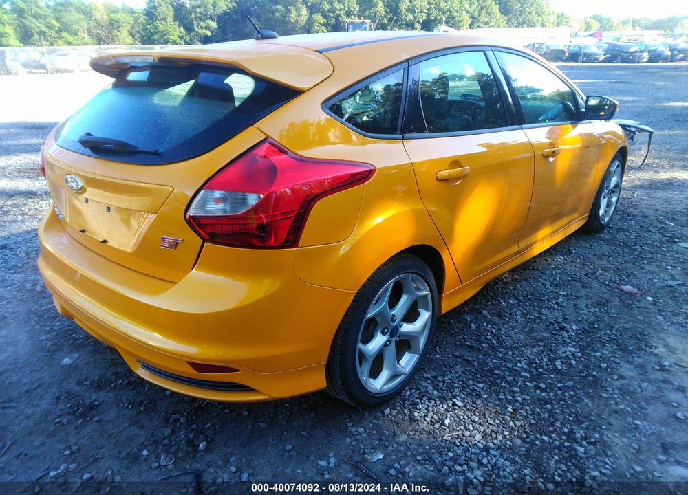 2013 FORD FOCUS ST VIN: 1FADP3L95DL148597