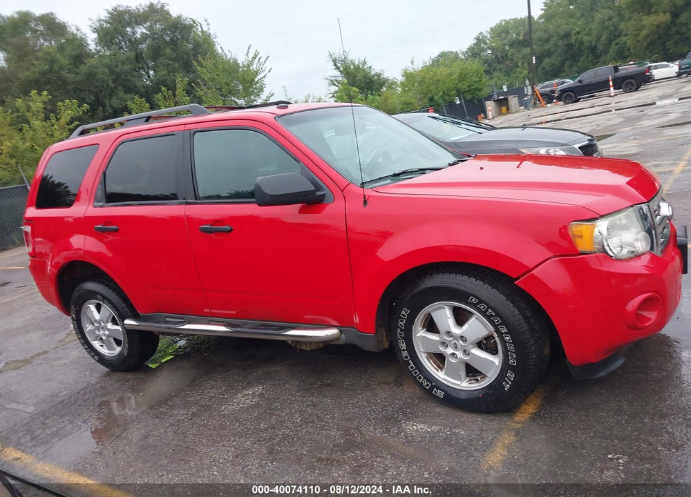 2009 FORD ESCAPE XLT VIN: 1FMCU03729KB02410
