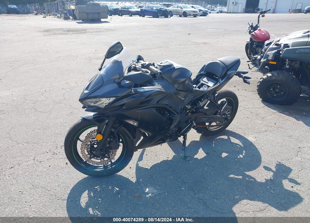 2022 KAWASAKI EX650 N VIN: ML5EXEN15NDA75919