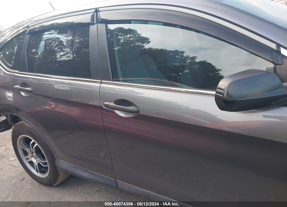 2015 HONDA CR-V LX VIN: 2HKRM3H31FH556888