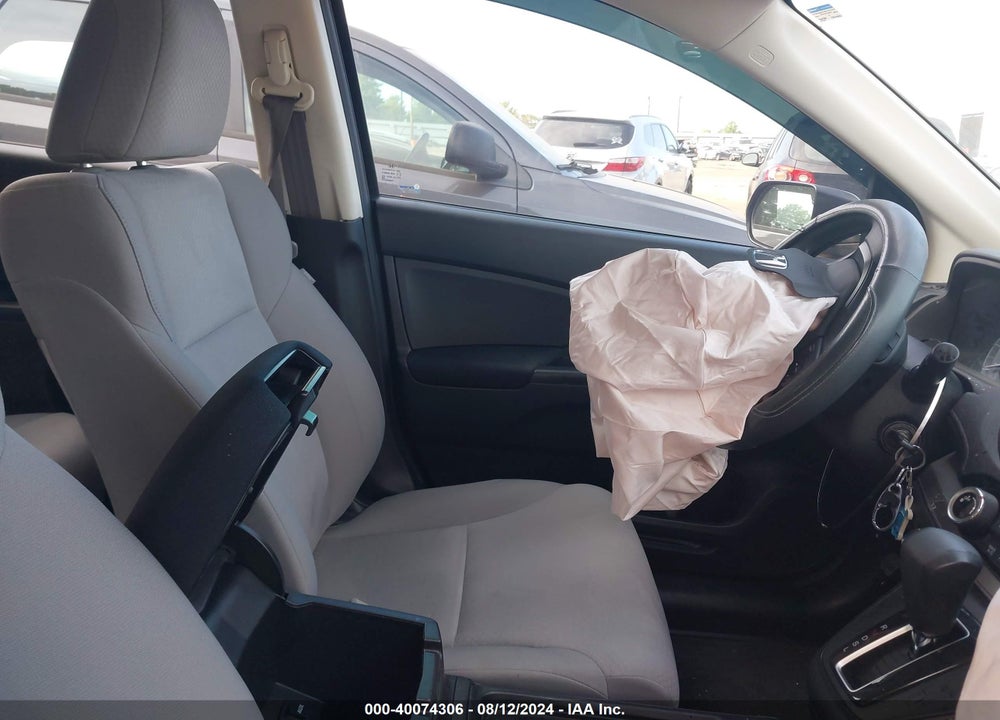 2015 HONDA CR-V LX VIN: 2HKRM3H31FH556888
