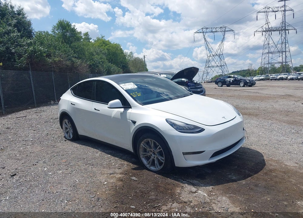 2021 TESLA MODEL Y STANDARD RANGE REAR-WHEEL DRIVE VIN: 5YJYGDED1MF109155