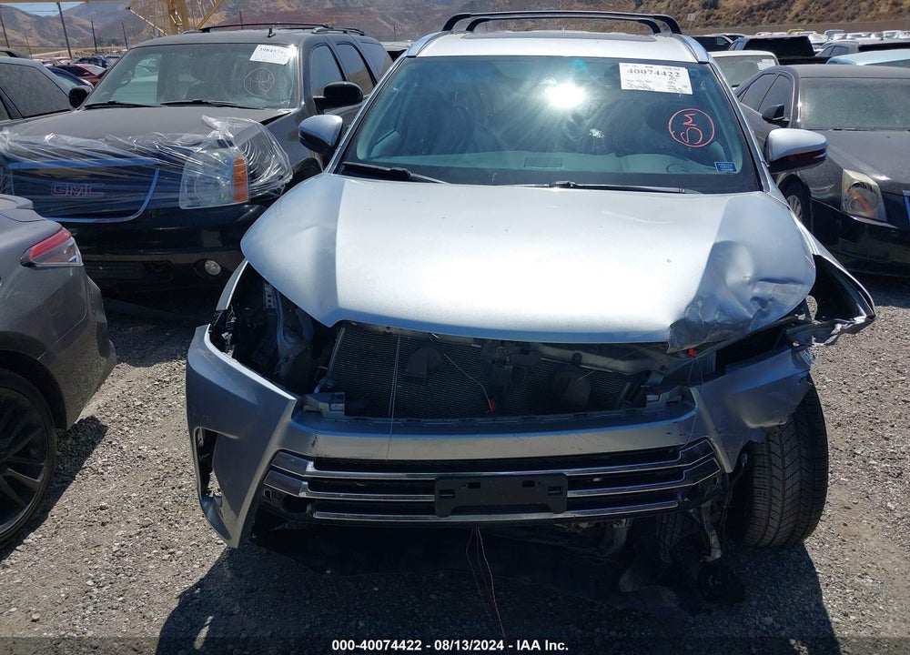 2019 TOYOTA HIGHLANDER LIMITED VIN: 5TDYZRFH4KS311439