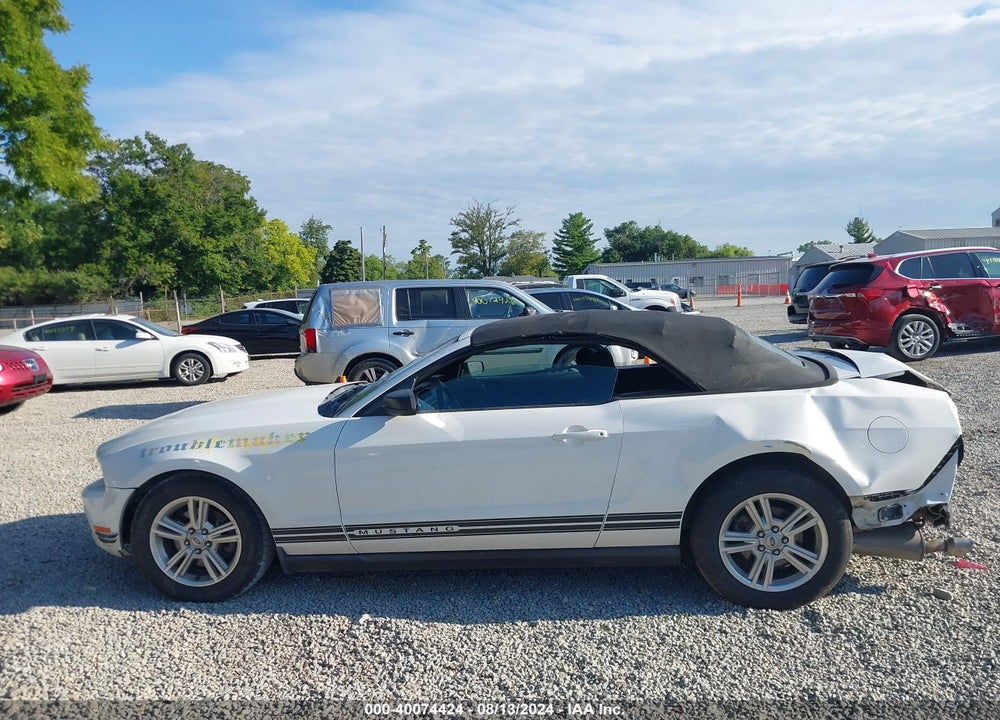 2011 FORD MUSTANG V6 VIN: 1ZVBP8EM5B5138716