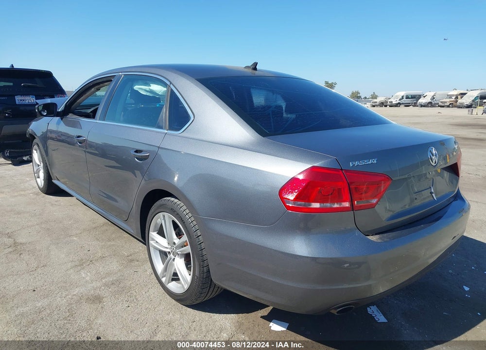 2014 VOLKSWAGEN PASSAT VIN: 1VWBT7A38EC051217