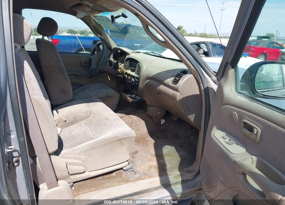 2001 TOYOTA TUNDRA LTD V8 VIN: 5TBBT48151S146261