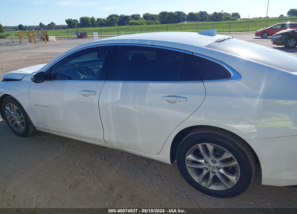 2018 CHEVROLET MALIBU LT VIN: 1G1ZD5ST1JF157009