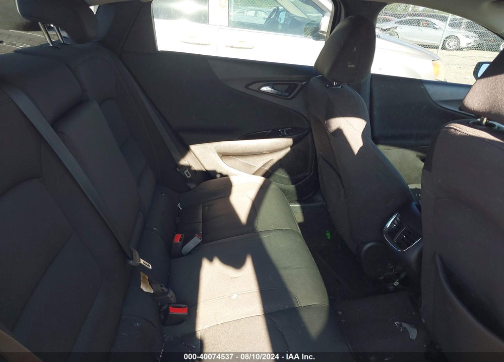 2018 CHEVROLET MALIBU LT VIN: 1G1ZD5ST1JF157009